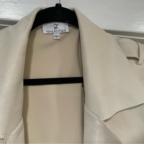 Tan suede cropped jacket - Picture 2 of 2